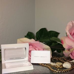 Invisimatte Blotting Powder | Fenty Beauty | New